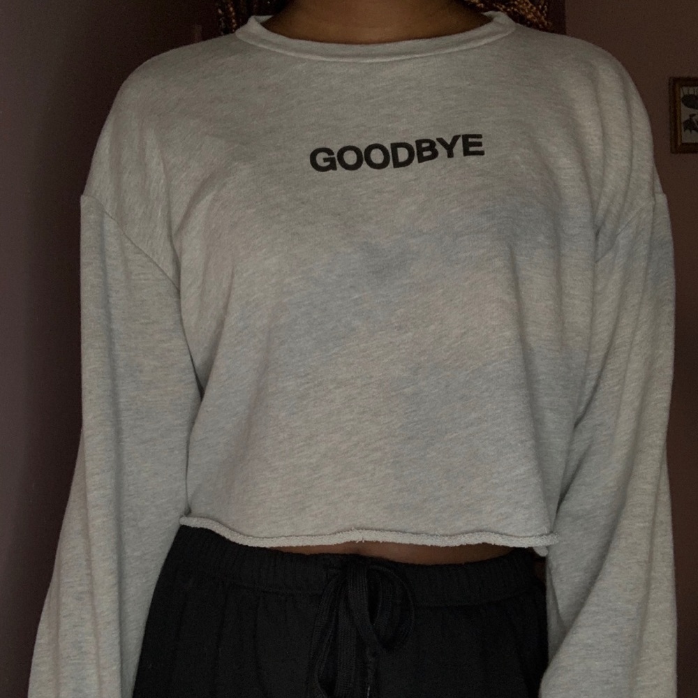 HoneyBum grey cropped sweatshirt M